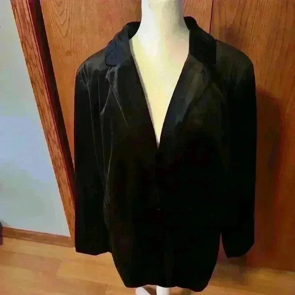 Roaman’s Women’s Black Polyester Blazer With Pockets And 1 Button 18w